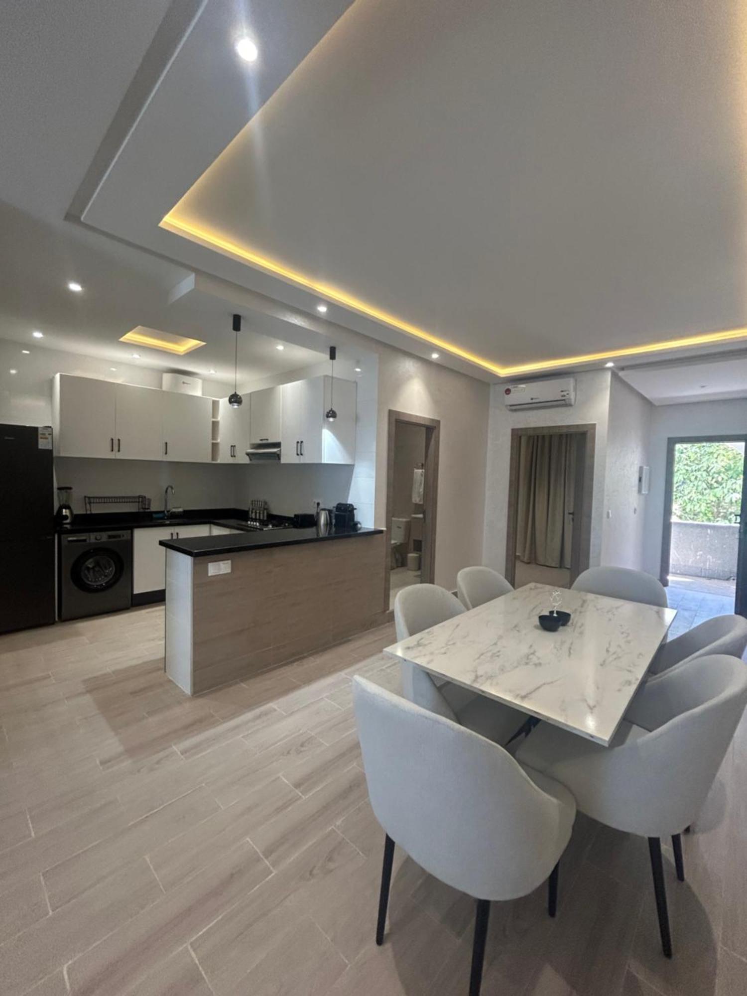 Standing En Face De La Marina Et A 200m Du Port De - Appt 2 Appartamento