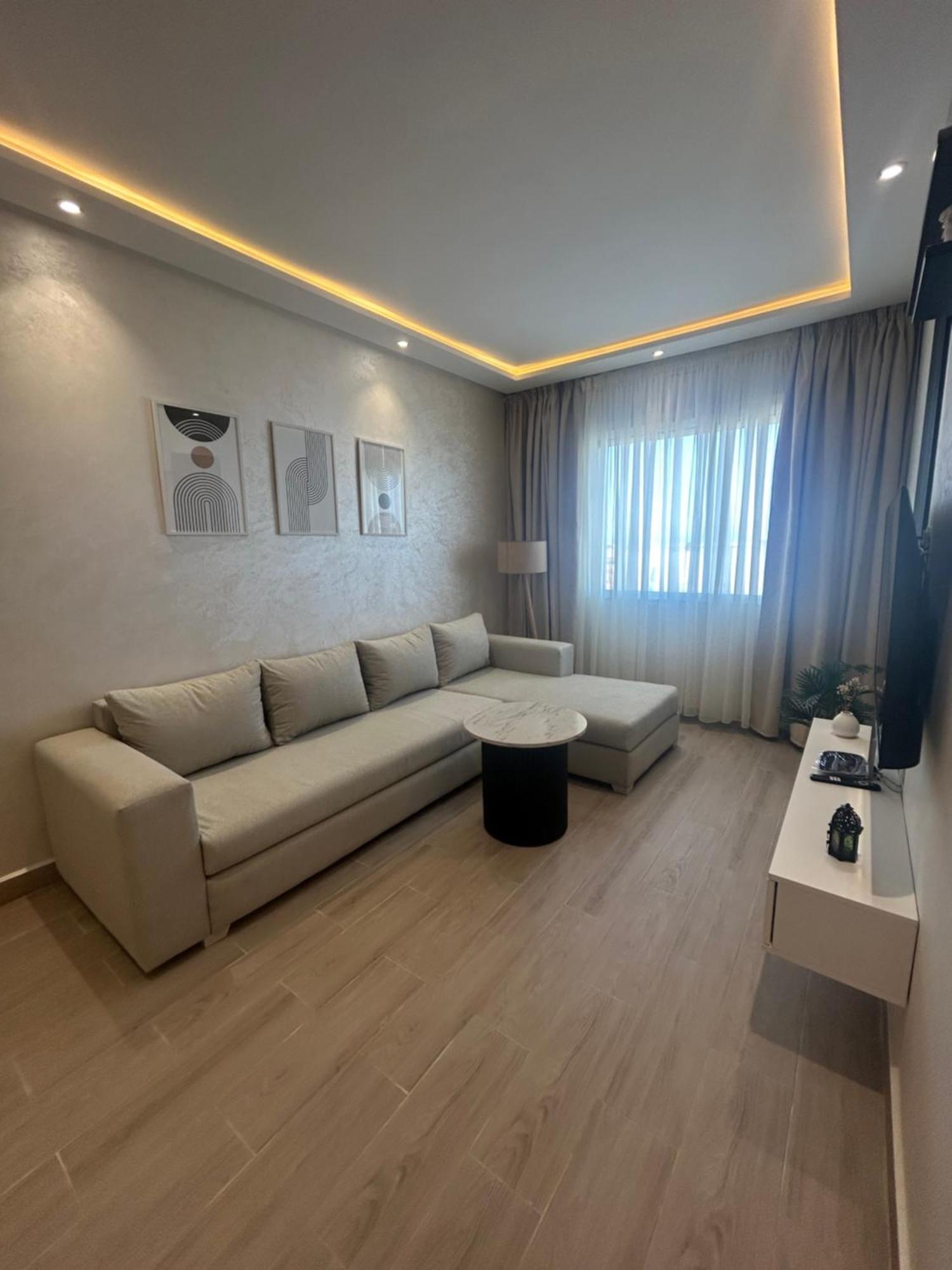 Appartamento Standing En Face De La Marina Et A 200m Du Port De - Appt 2 Tangeri